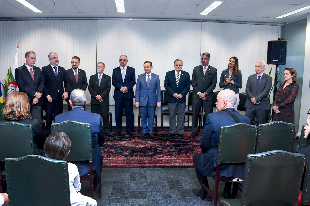 Not---Abertura-do-XIX-Sem-Nac-Conciliacao-em-MG-e-Honraria-Des-Herbert-Carneiro._2.jpg