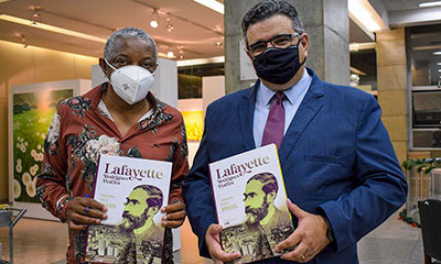 Fórum Lafayette sedia lançamento de livro sobre seu patrono