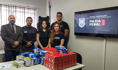 Cejusc de Varginha doa iluminação para presídio local
